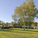 Logis Val De Vienne Hotel 3*