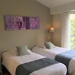 Hotel Logis Val De Vienne Le Vigeant