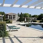 Hotel Logis Val De Vienne