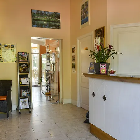 Logis Val De Vienne Hotell Le Vigeant