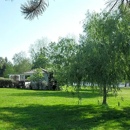 Hotel Logis Val De Vienne Le Vigeant