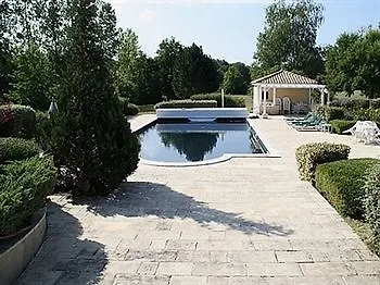 Hotel Logis Val De Vienne 3*
