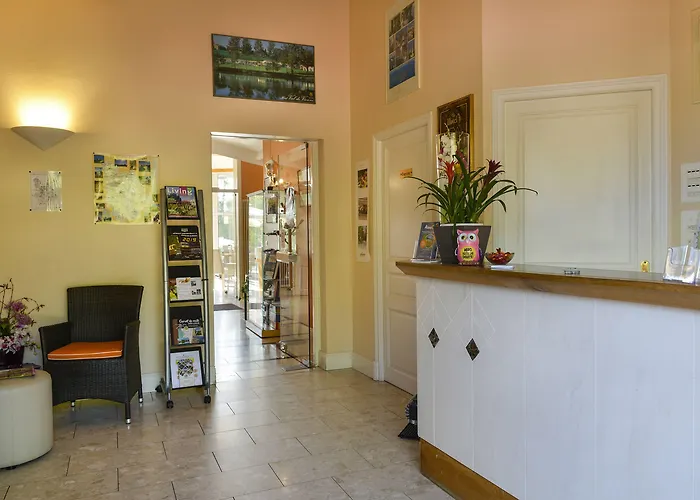 Logis Val De Vienne Hotel Le Vigeant