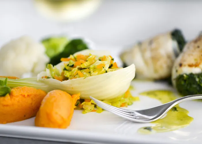 Hotel Logis Val De Vienne 3*