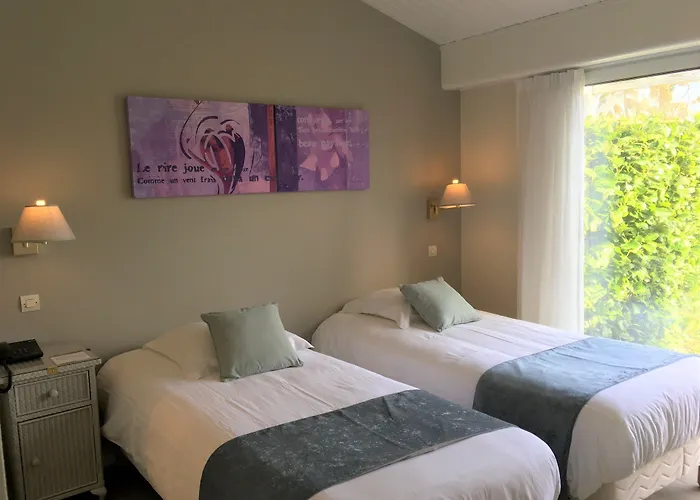 Hotel Logis Val De Vienne Le Vigeant