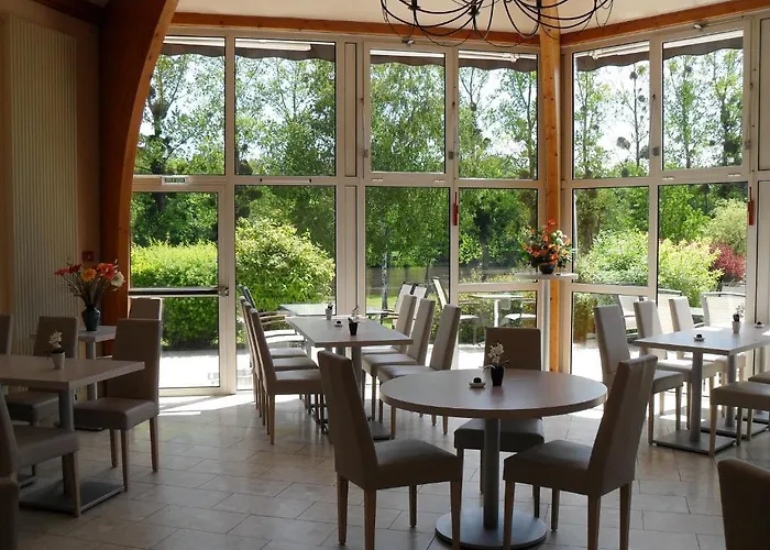 Logis Val De Vienne Hotel Le Vigeant