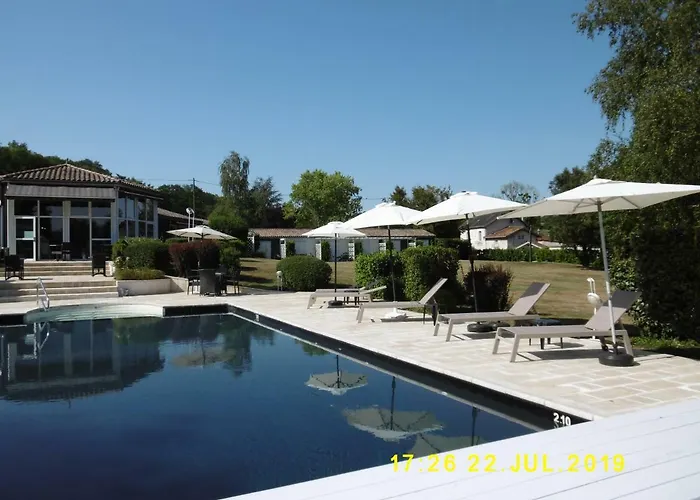 Logis Val De Vienne Hotel Le Vigeant